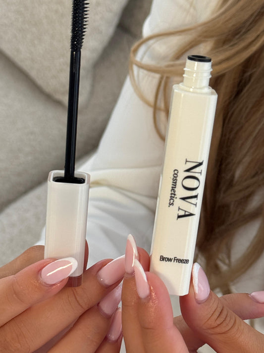Brow Freeze Mascara Wand